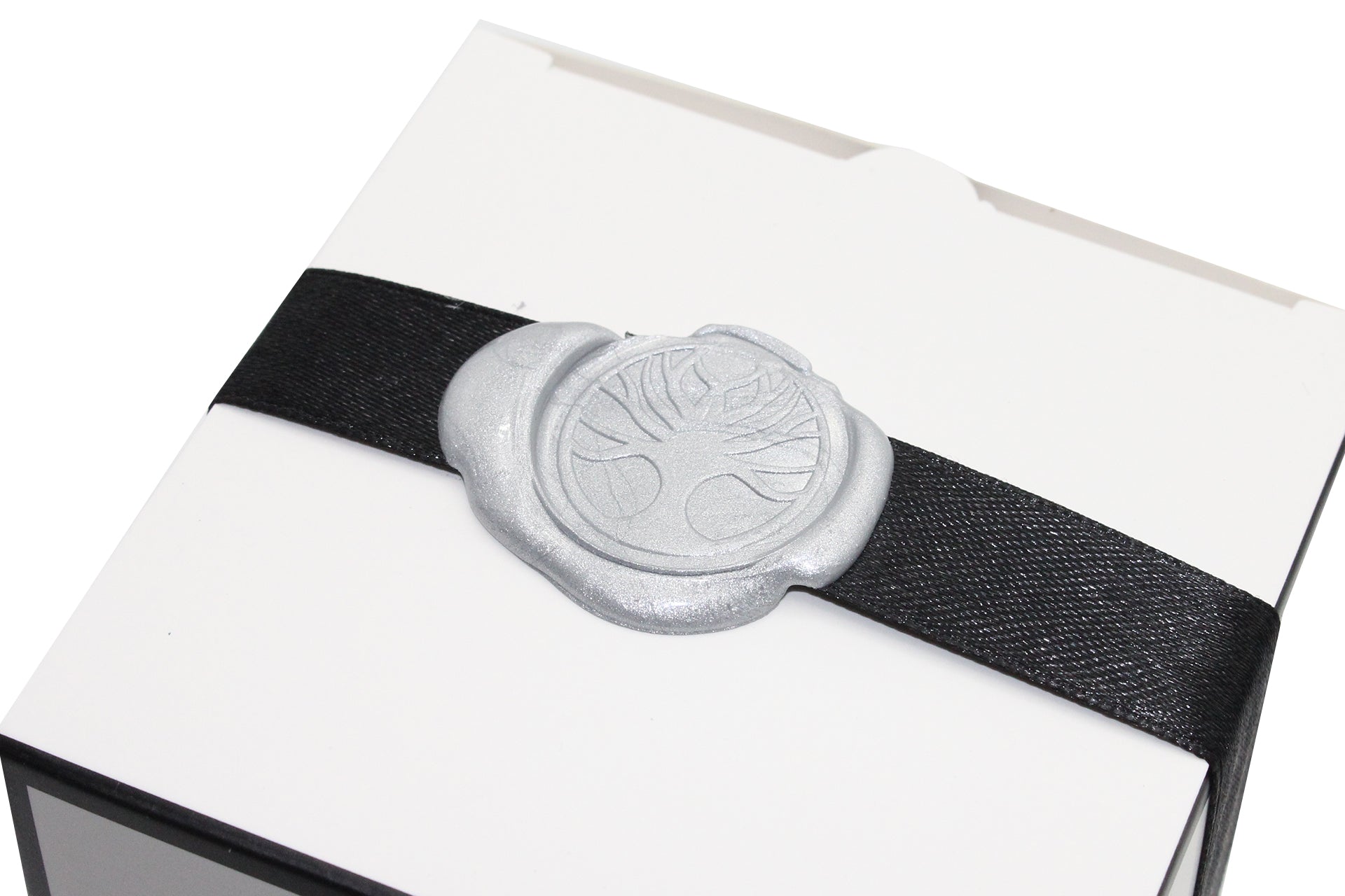 Tropical Falls 30cl Reiki Energy Charged Scented Candle with Raw Clear Quartz Crystal - Spa Range Primal Chakra